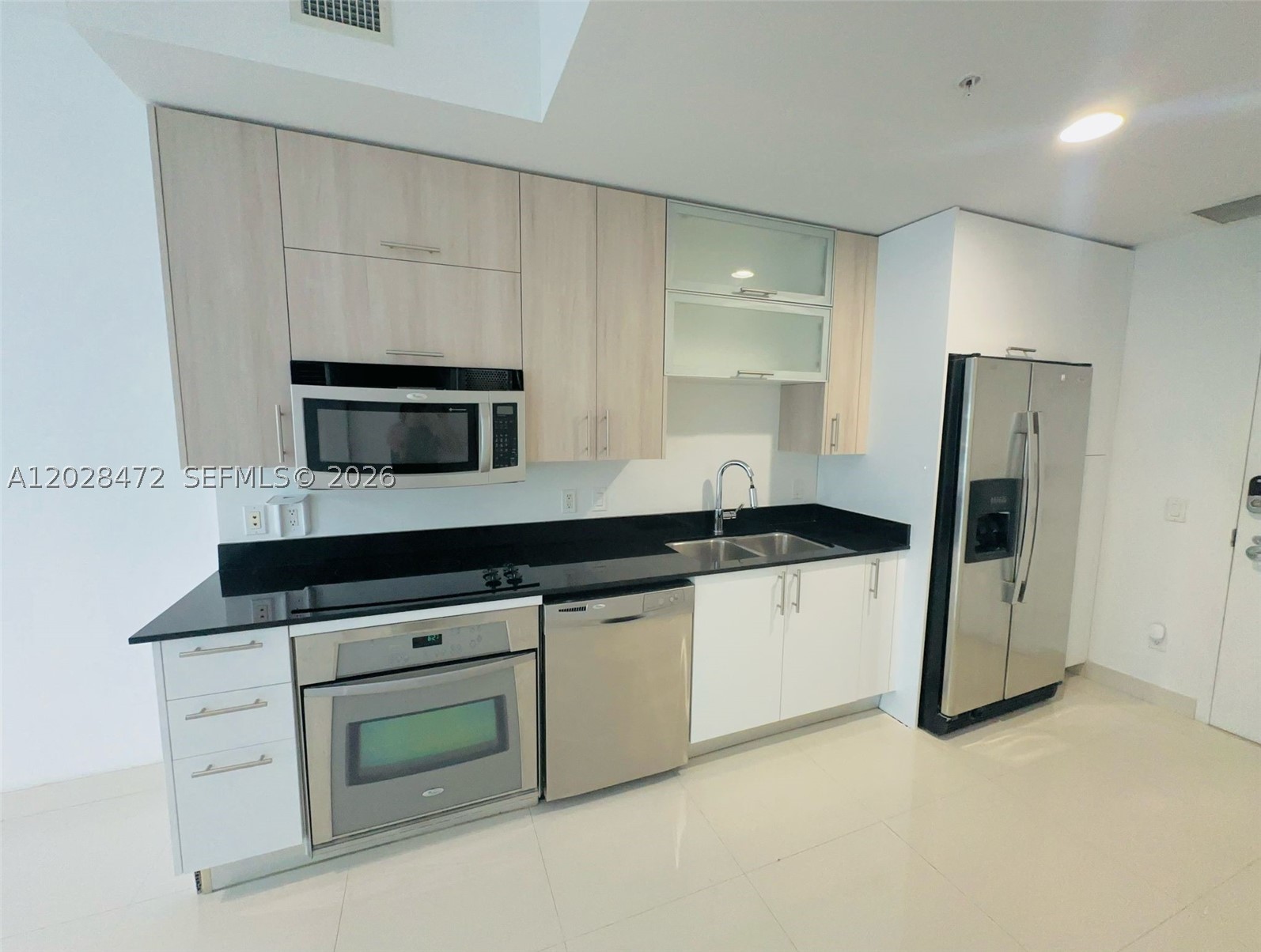 INFINITY AT BRICKELL COND - Residential Lease