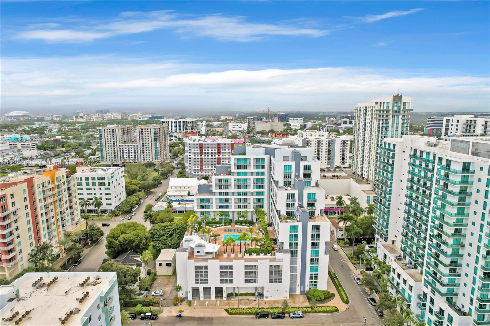 CITY 24 CONDO - Residential