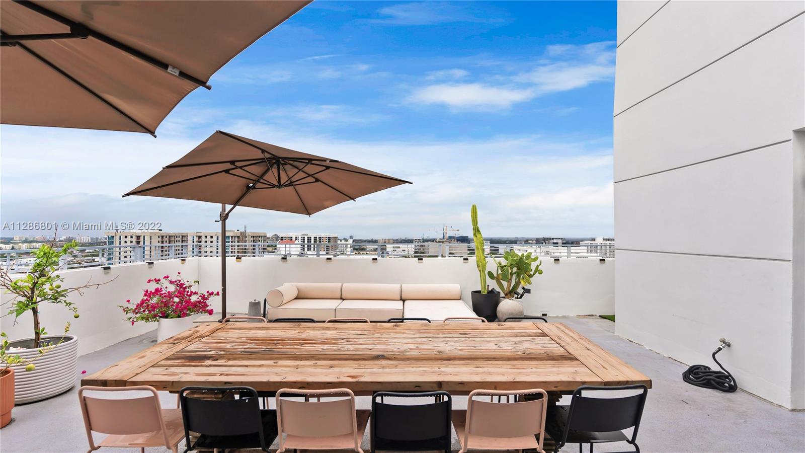 CITY 24 CONDO - Residential
