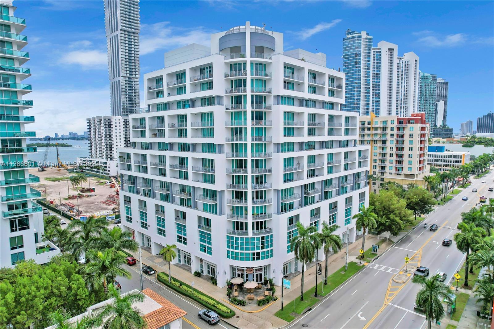 CITY 24 CONDO - Residential