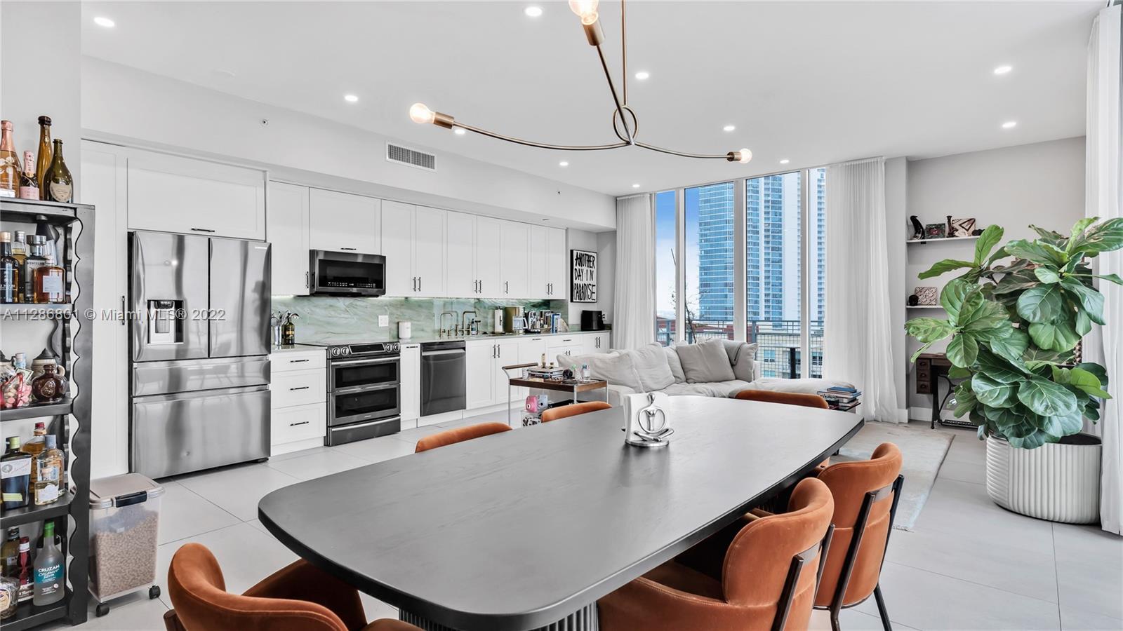 CITY 24 CONDO - Residential