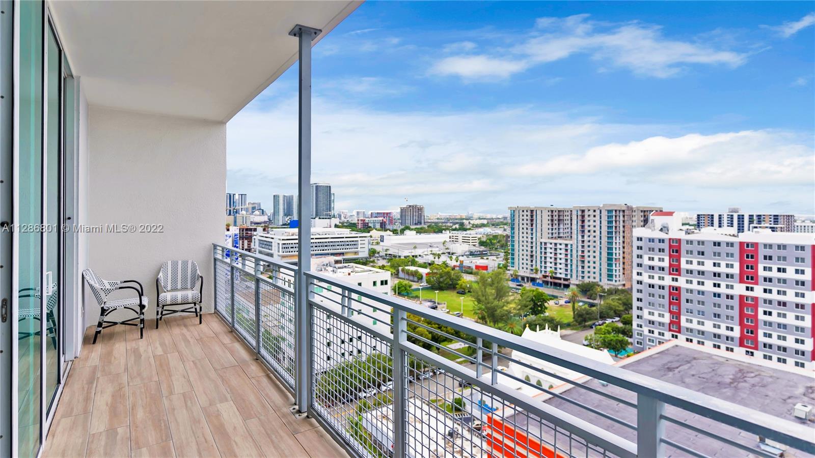 CITY 24 CONDO - Residential