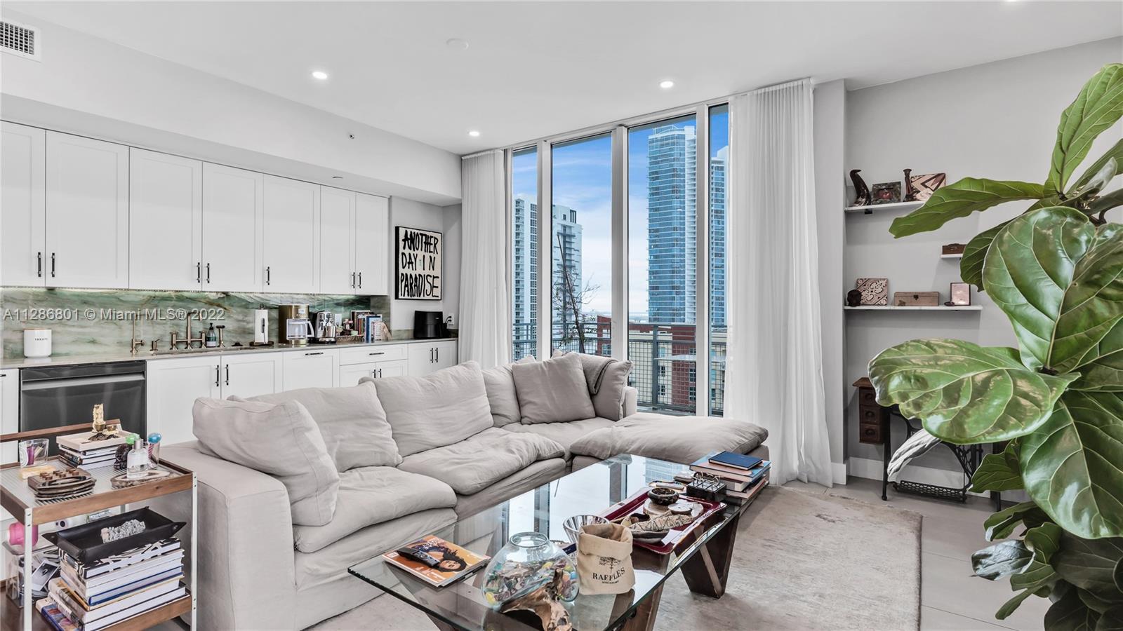 CITY 24 CONDO - Residential