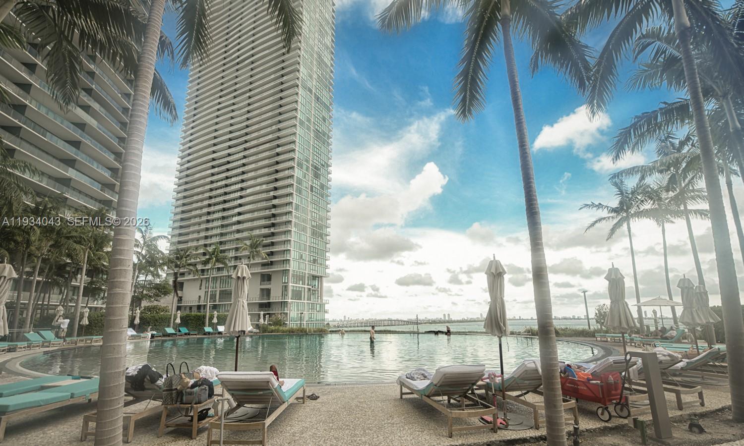 GRAN PARAISO CONDO - Residential