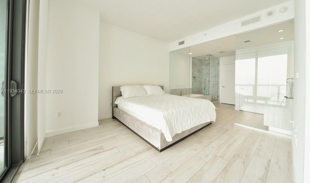 GRAN PARAISO CONDO - Residential
