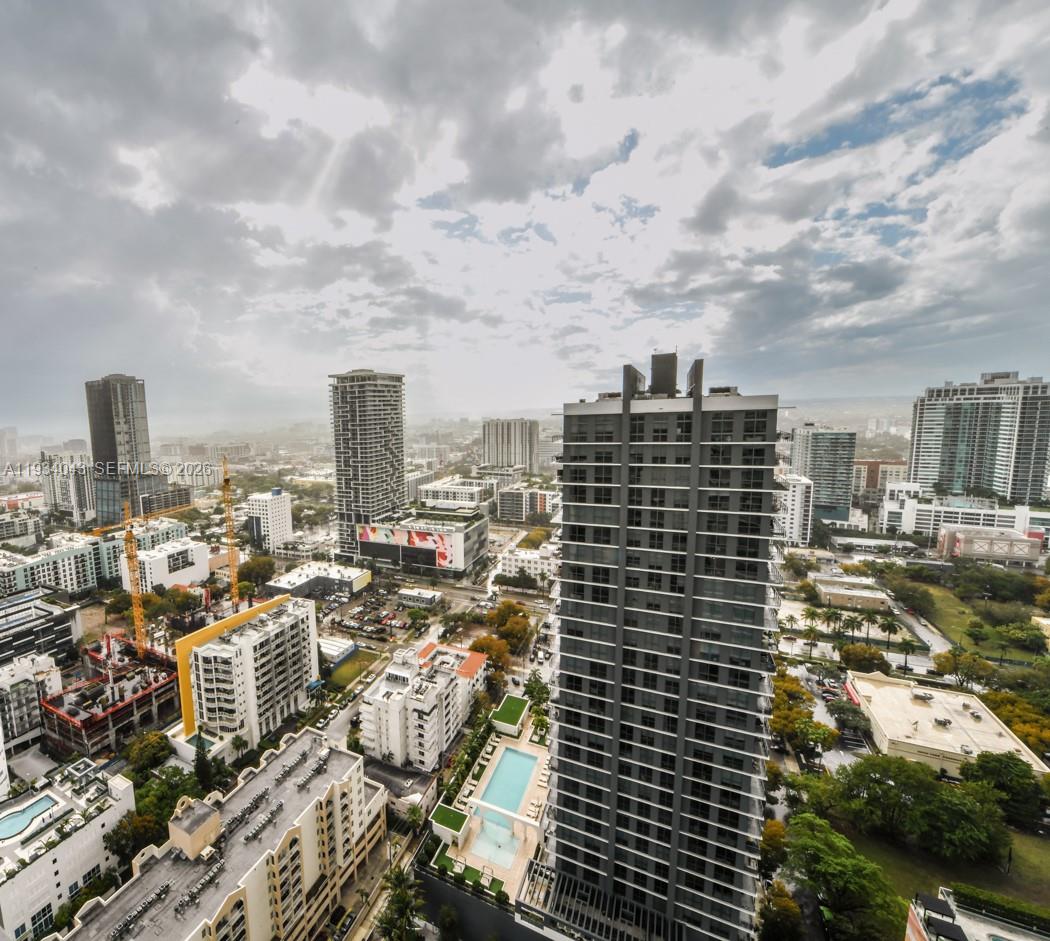 GRAN PARAISO CONDO - Residential