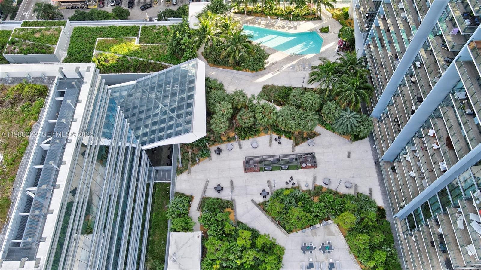 RISE CONDO - Residential