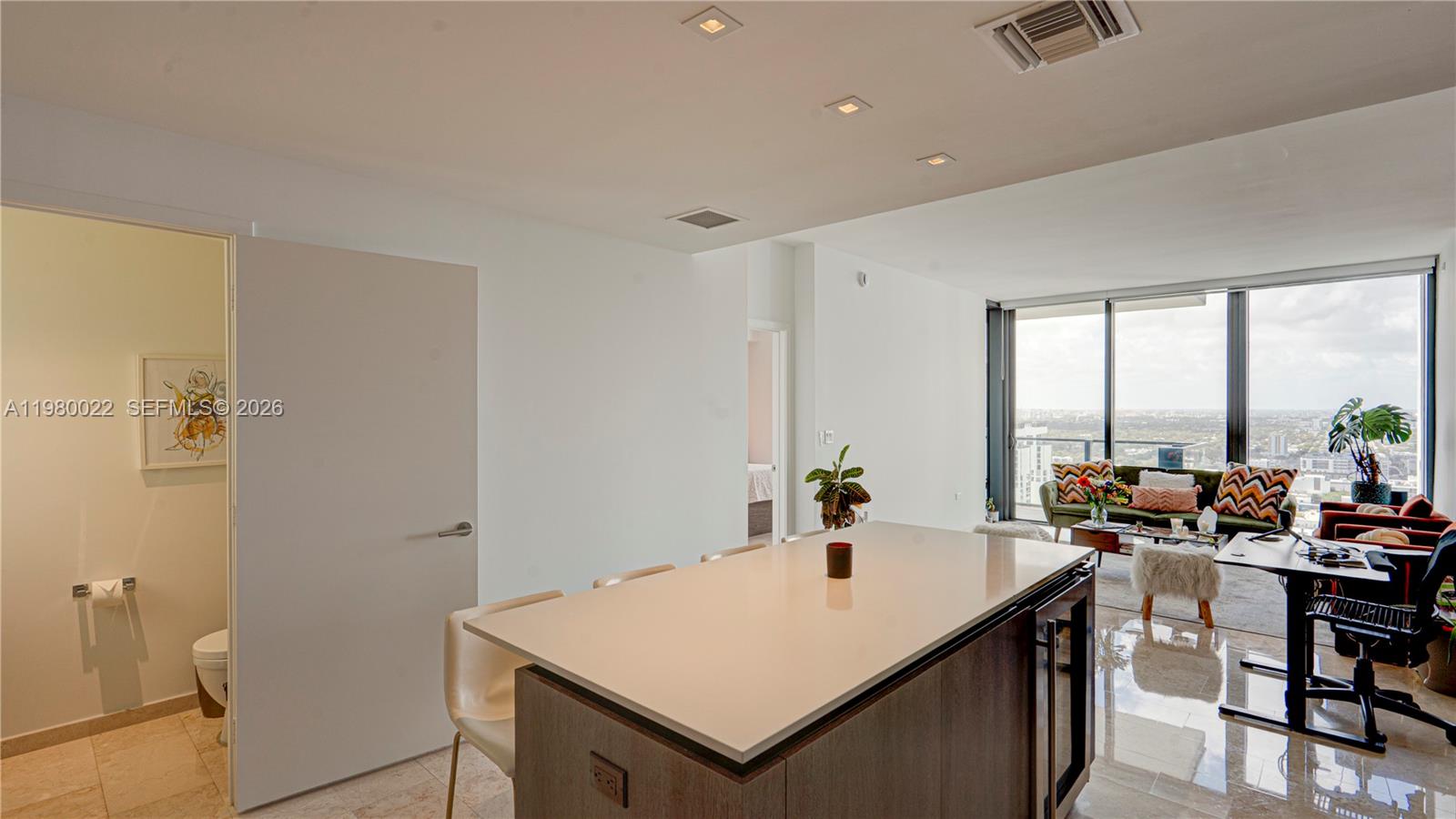 RISE CONDO - Residential