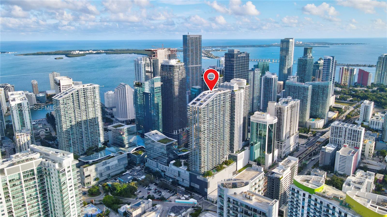 Rise Residences at Brickell City Centre. Stunning 1 Bed/1.5 Bath luxury residence in the heart of Brickell. 887 Sf + Balcony 83 sm . This bright and elegant unit features floor-to-ceiling glass windows and a spacious terrace with panoramic city and water views. New air condition equipment. 
Beautiful Italian kitchen with Bosch appliances, wine cooler, quartz countertops, and imported marble floors throughout. Spacious walk-in closet and modern bathrooms with illuminated mirrors. Assigned parking + valet service.
Enjoy world class amenities including resort-style pools with poolside service, state of the art fitness center, spa with hammam, tropical gardens, BBQ areas, children’s playroom, library, business center, and full-service concierge.
Located directly at Brickell City Centre, steps from luxury shopping, top restaurants, cafés, and entertainment. Just 15 minutes from Miami International Airport and minutes from Downtown Miami, Wynwood, Design District, and South Beach.
Ideal as a primary residence, second home, or investment property in one of Miami’s most desirable locations. *flexible showing schedule* *NO SPECIAL ASSESSMENT*