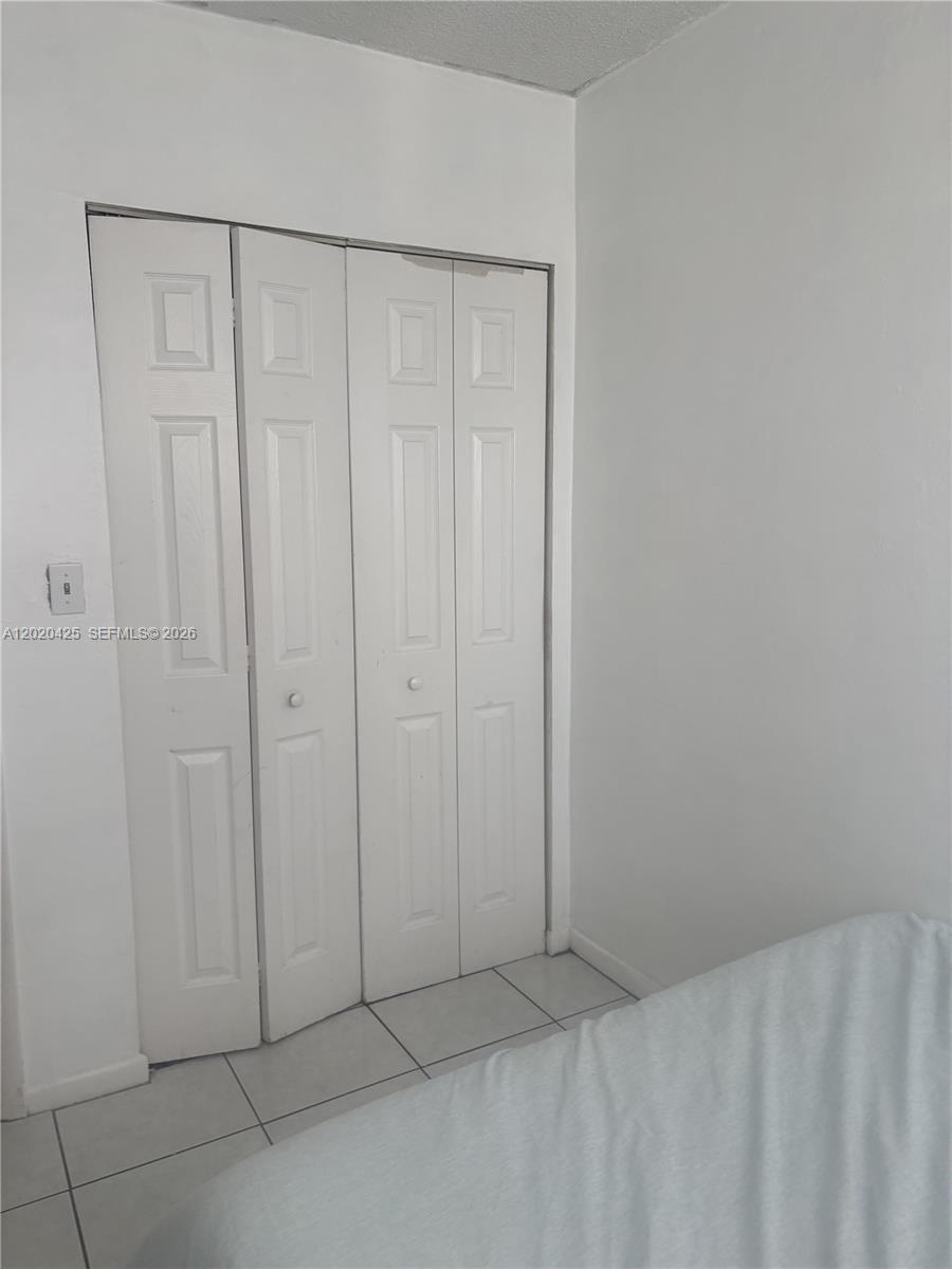 WESTLAND MANORS EAST COND - Residential