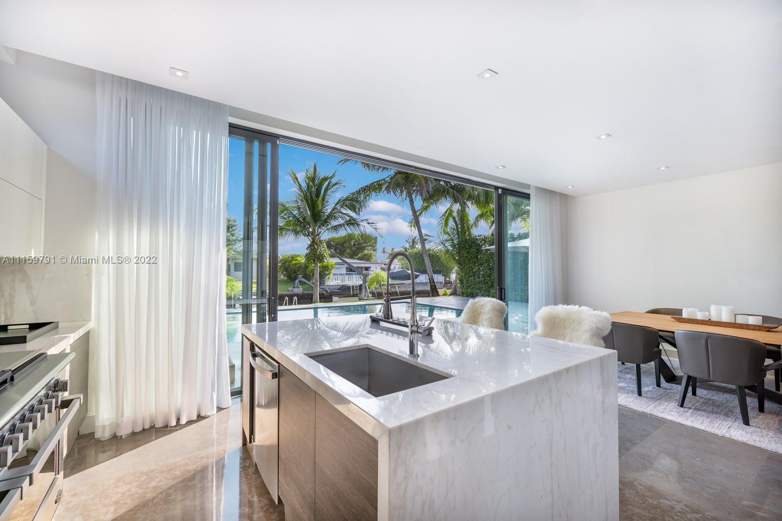 BISCAYNE POINT - Residential