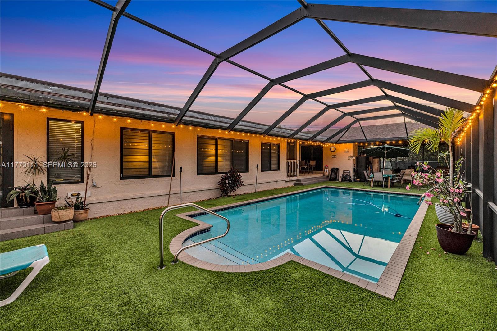 OLD CUTLER VILLAS WEST - Residential