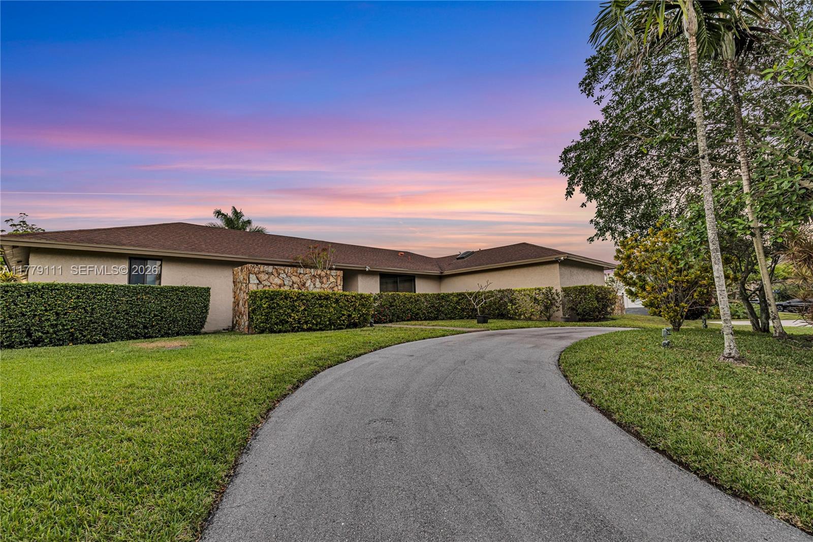 OLD CUTLER VILLAS WEST - Residential