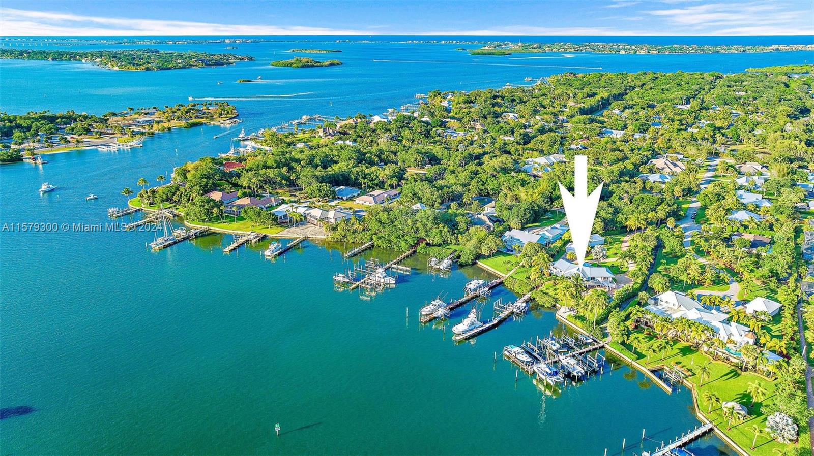 ROYAL HARBOR - Residential