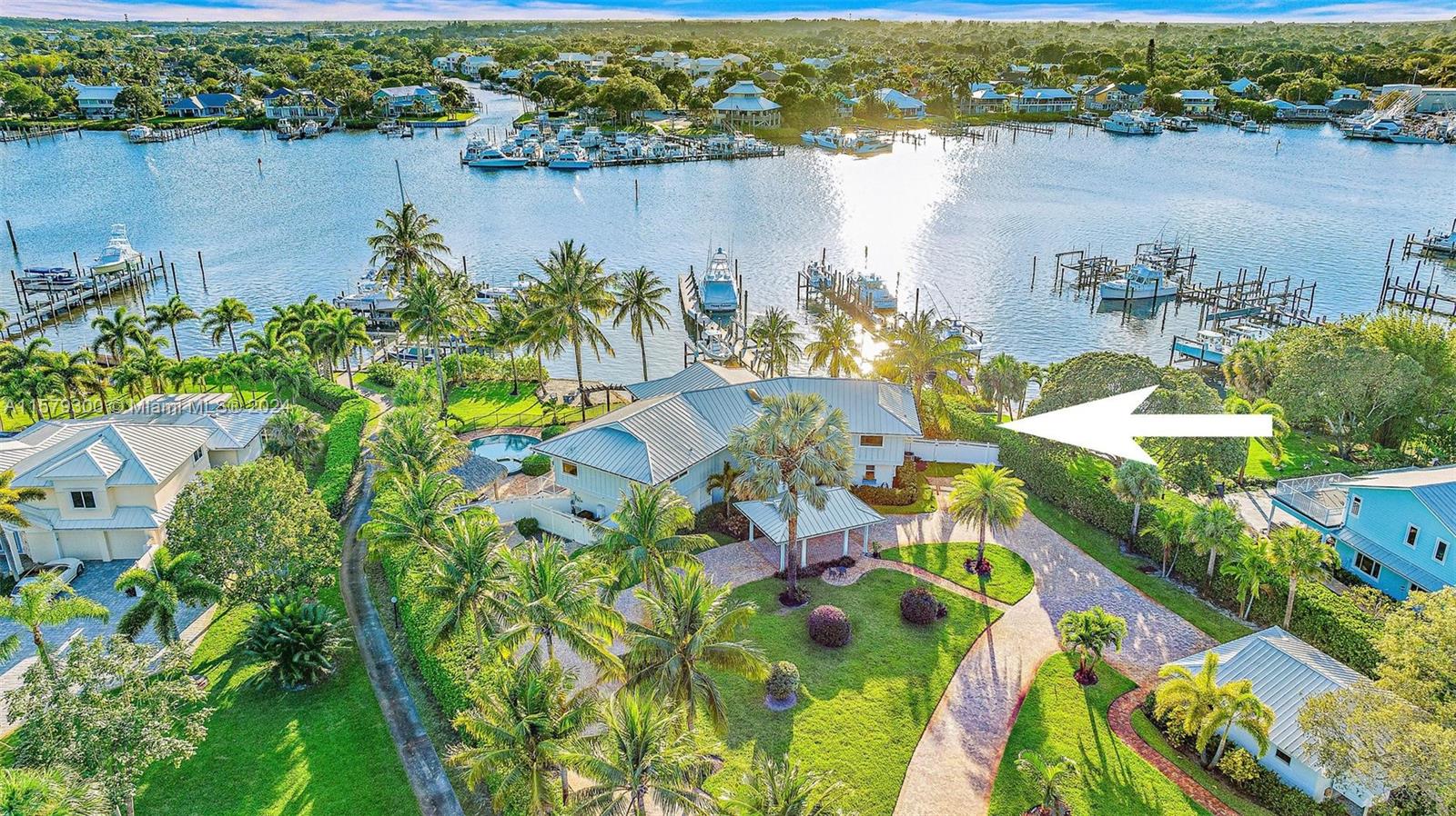 ROYAL HARBOR - Residential