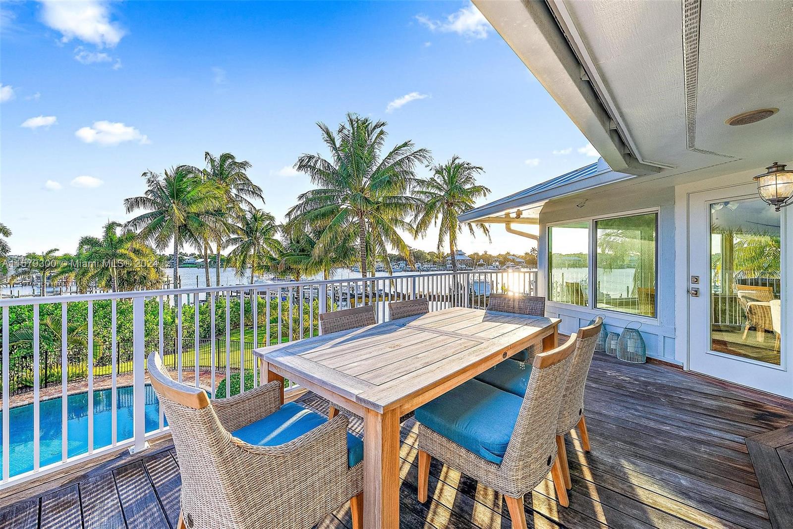 ROYAL HARBOR - Residential