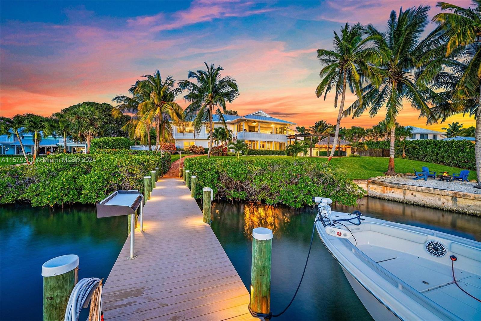 ROYAL HARBOR - Residential