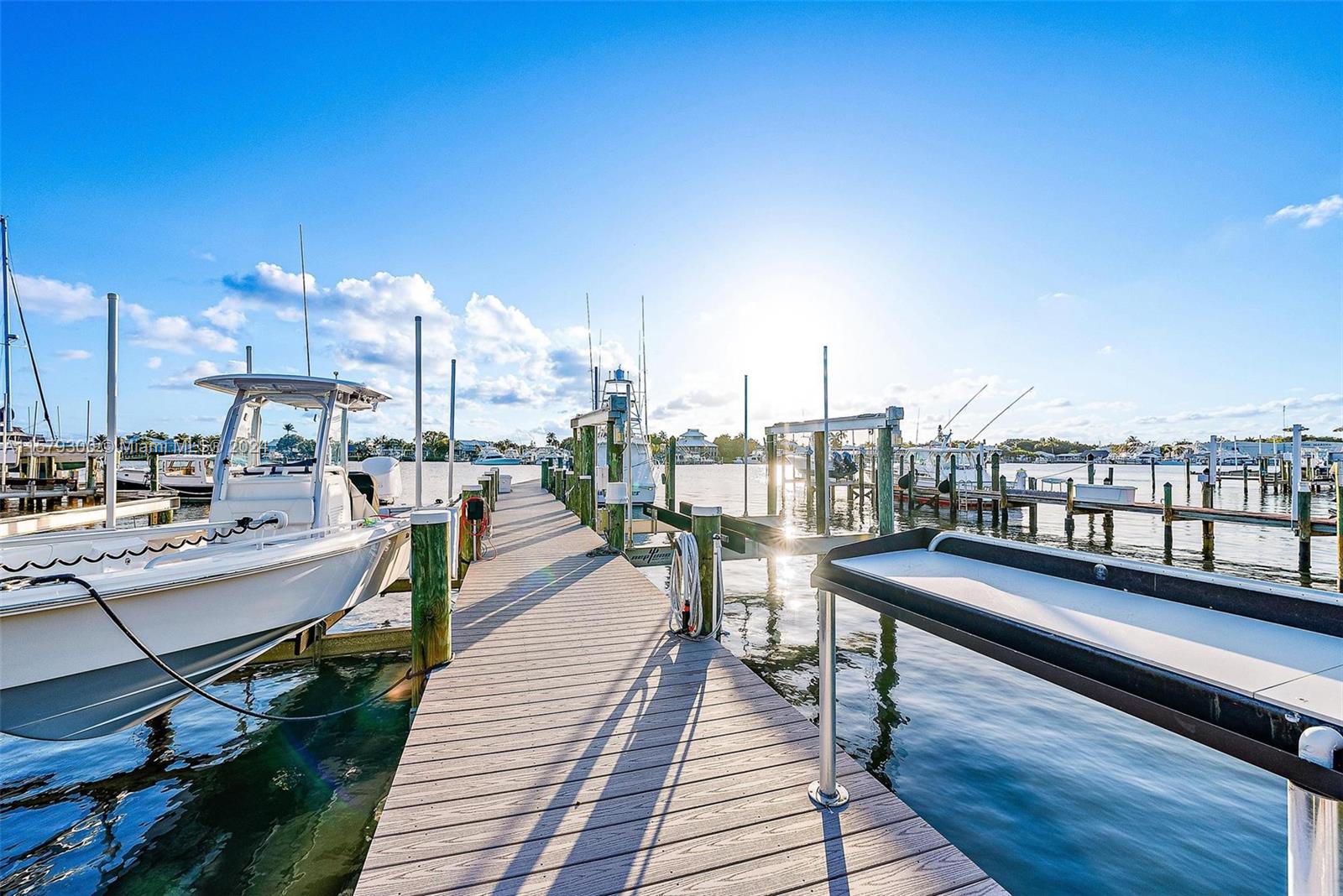 ROYAL HARBOR - Residential