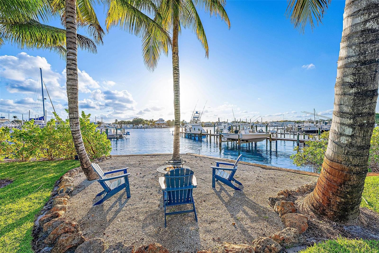 ROYAL HARBOR - Residential