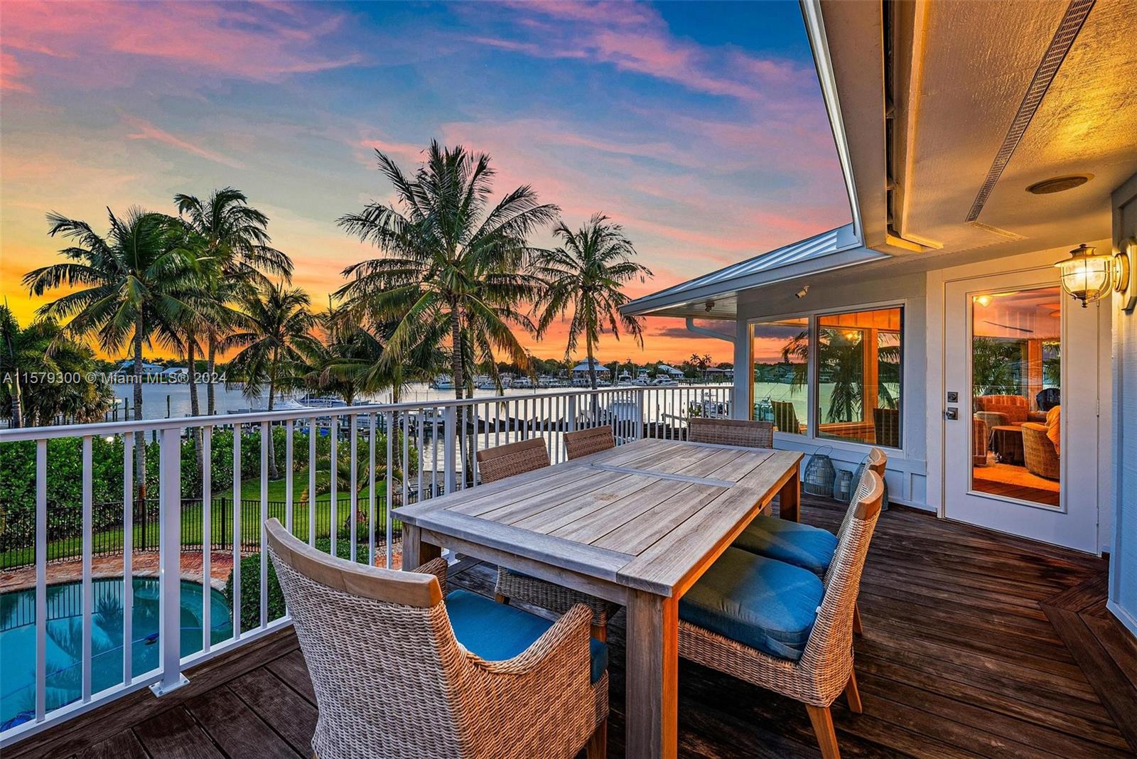 ROYAL HARBOR - Residential