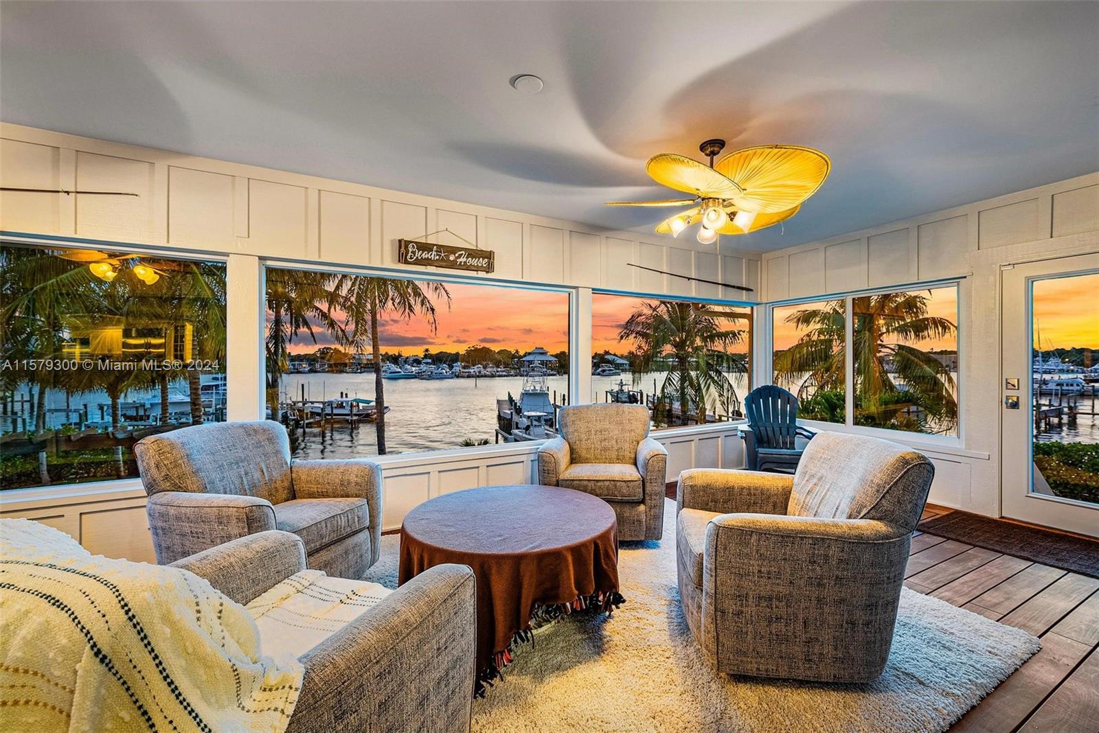 ROYAL HARBOR - Residential