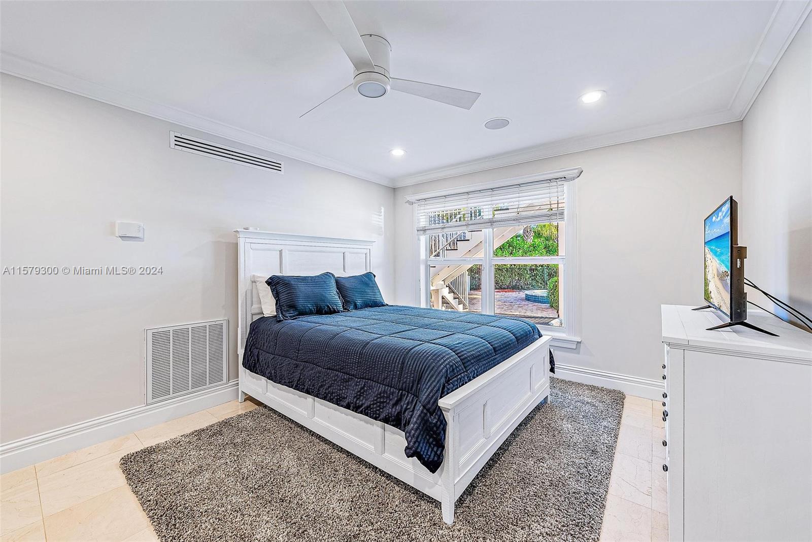 ROYAL HARBOR - Residential