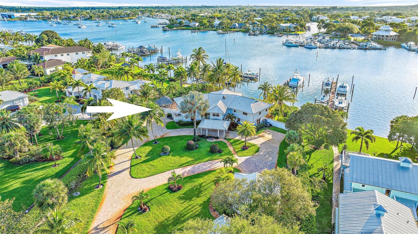 ROYAL HARBOR - Residential