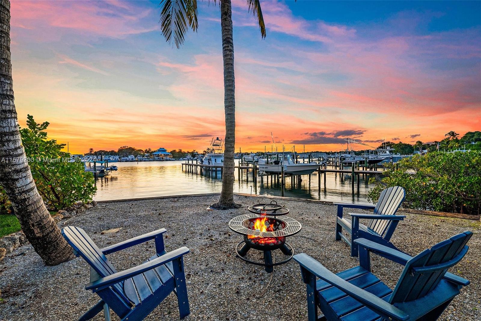 ROYAL HARBOR - Residential