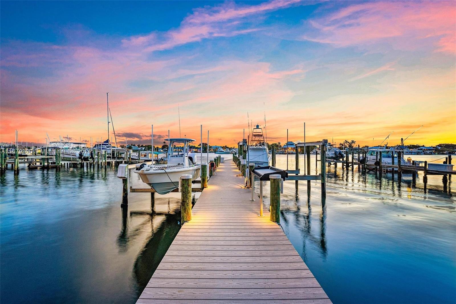 ROYAL HARBOR - Residential
