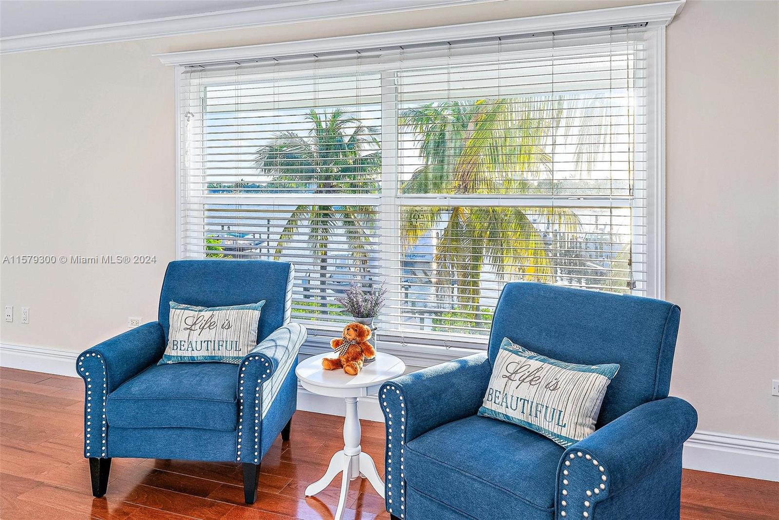 ROYAL HARBOR - Residential