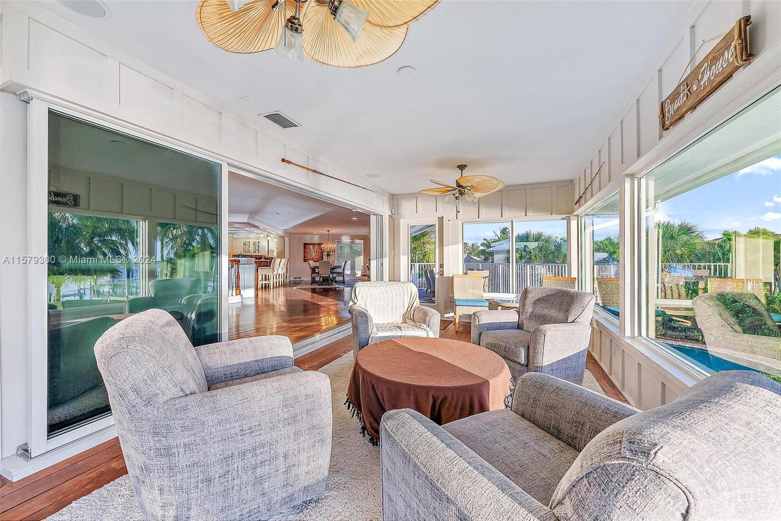 ROYAL HARBOR - Residential