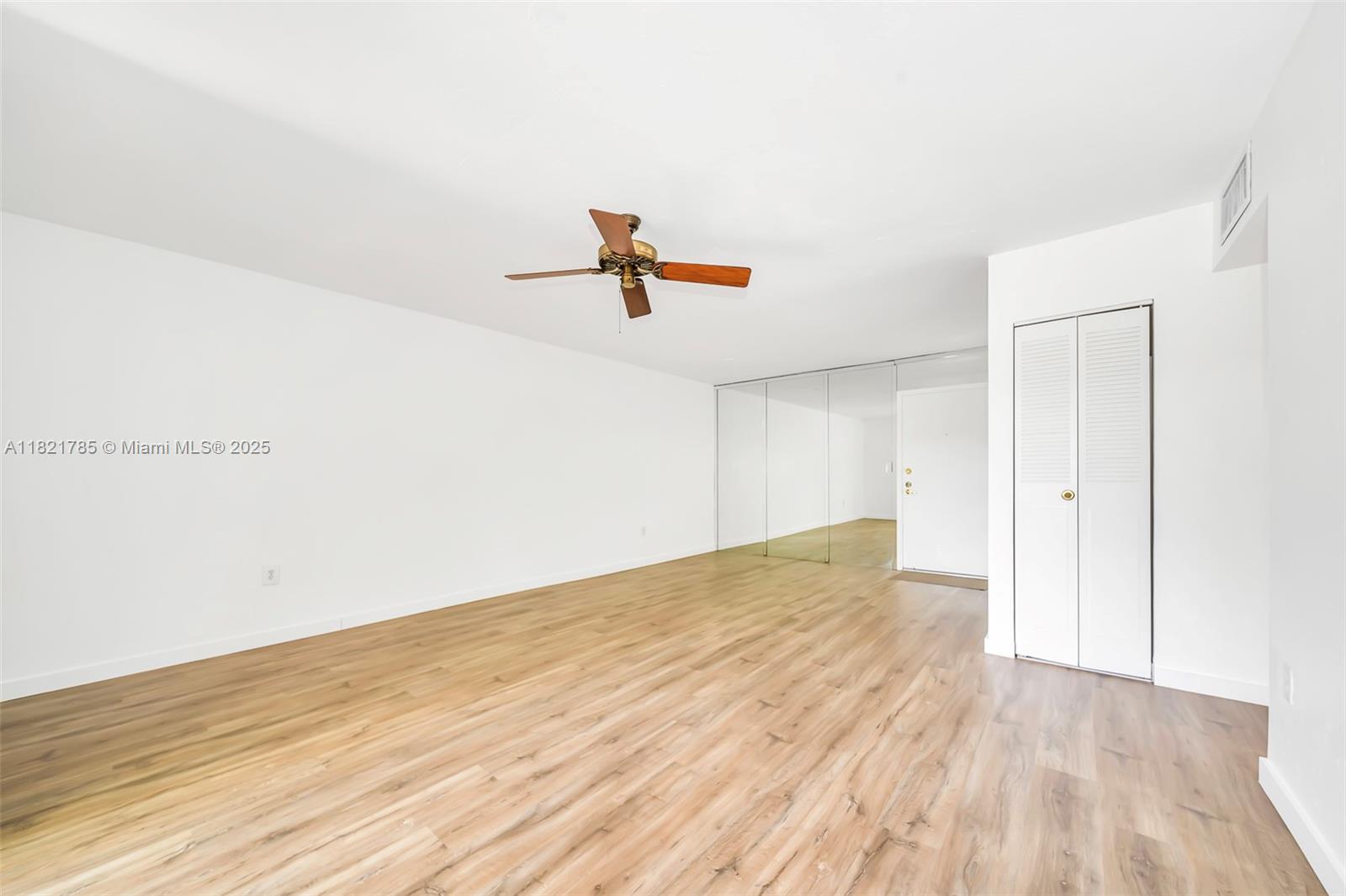 THE LEDGES CONDO - Residential