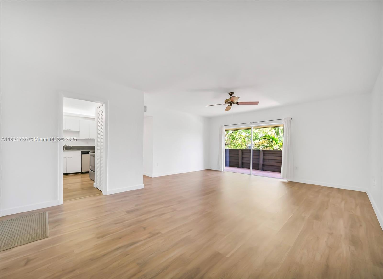 THE LEDGES CONDO - Residential