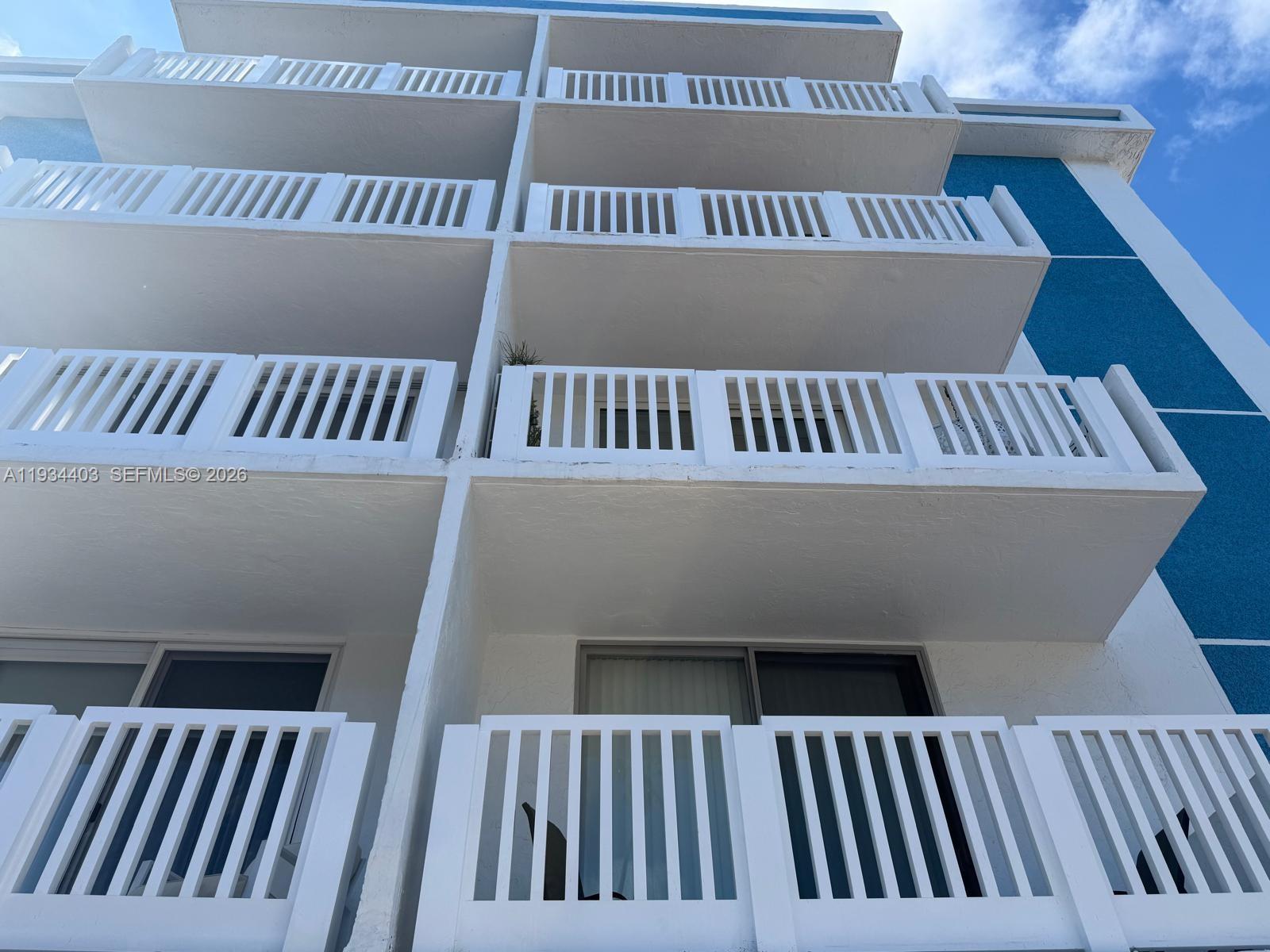 Live in the Miami Bech lifestyle in this charming 1-Bedroom, 1 Bath apartment, this unit is ideal as a primary residence, vacation home, or investment property. Just minutes from the beach, restaurants, cafes, and world-class shopping.