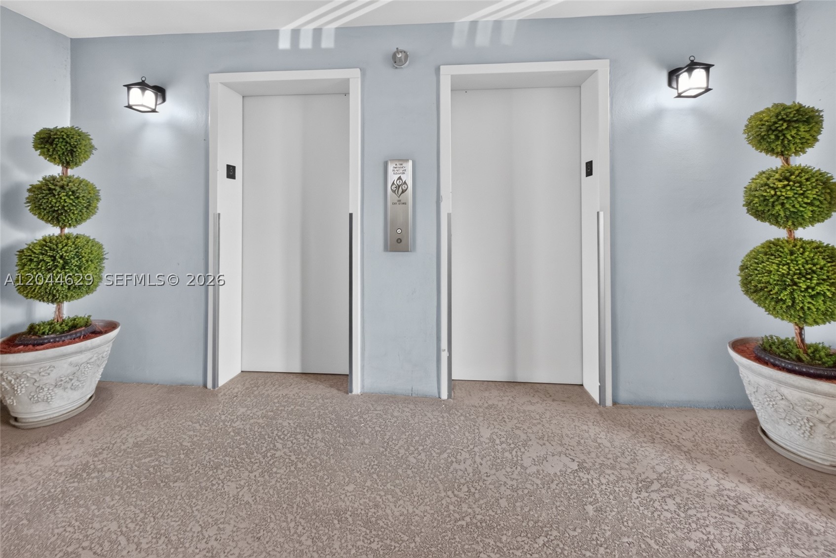 BRIARWOOD CLUB CONDO 4 - Residential