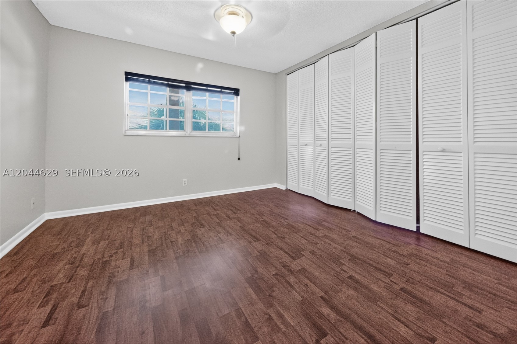 BRIARWOOD CLUB CONDO 4 - Residential