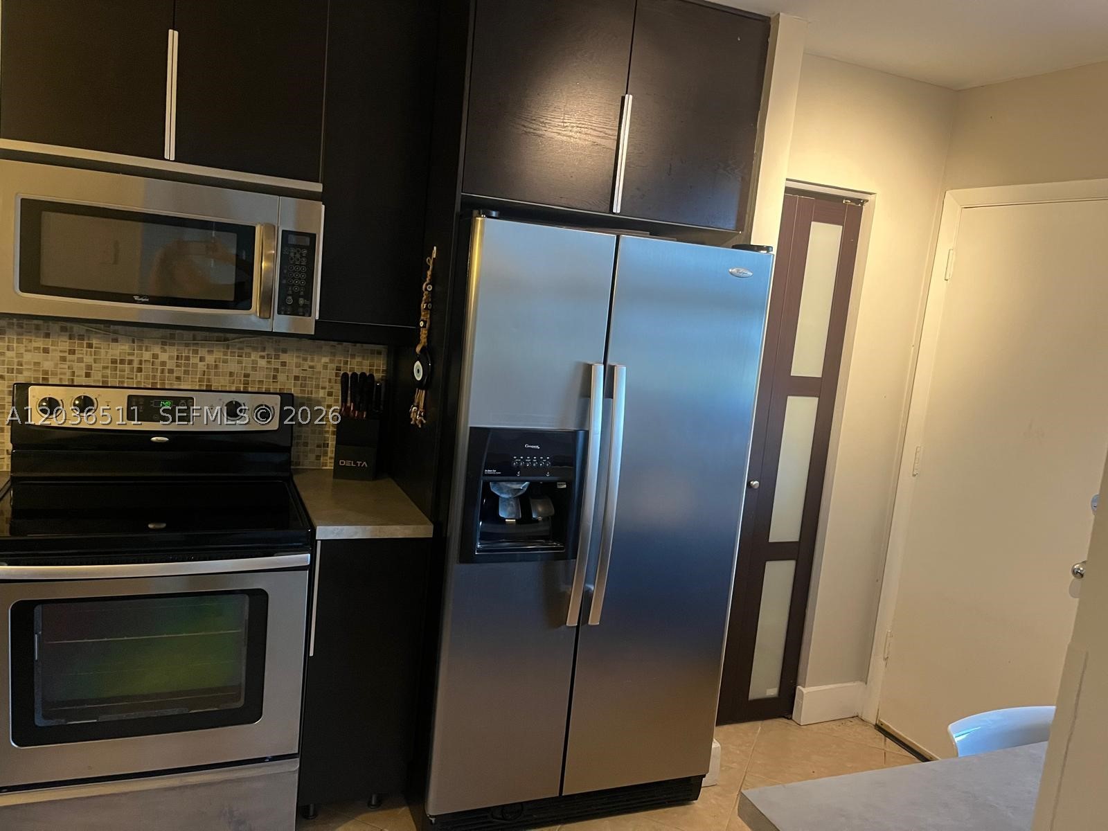 JADE WINDS GROUP - - Residential Lease