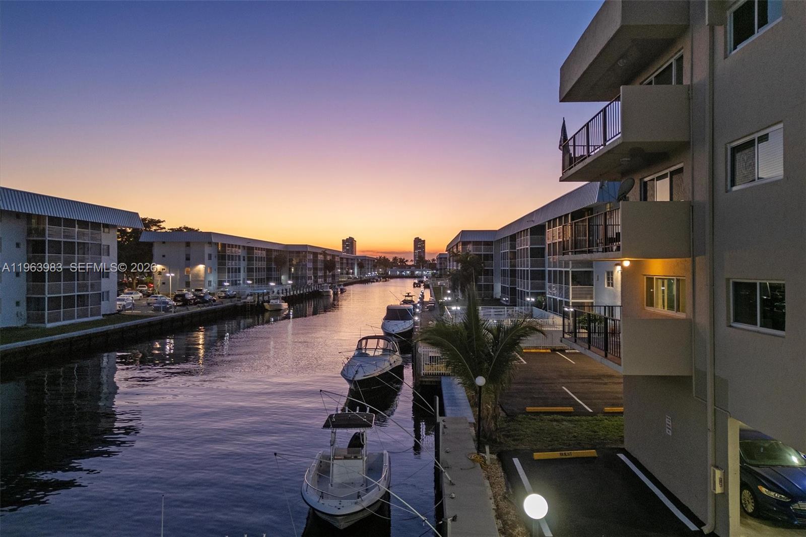 WATERWAY ISLES CONDO - Residential