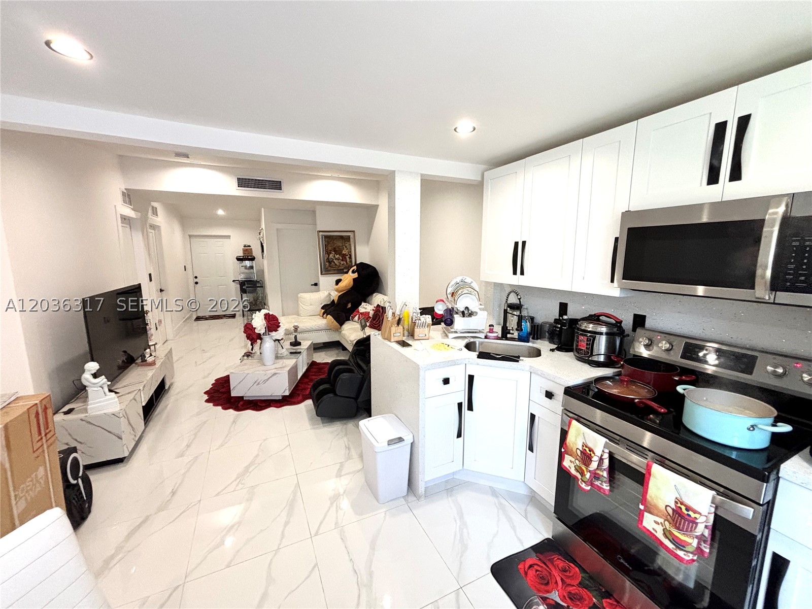 HALOCK-SEC 1 - Residential Lease