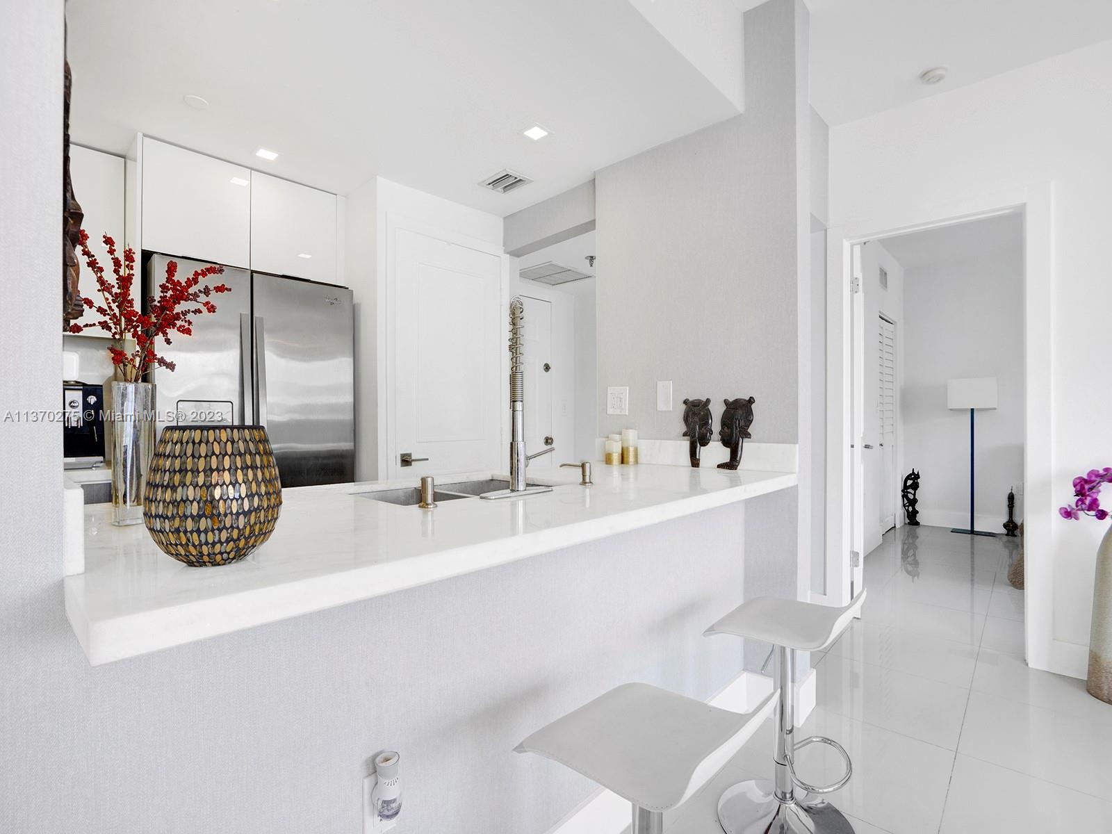 BRICKELL KEY II CONDO - Residential Lease