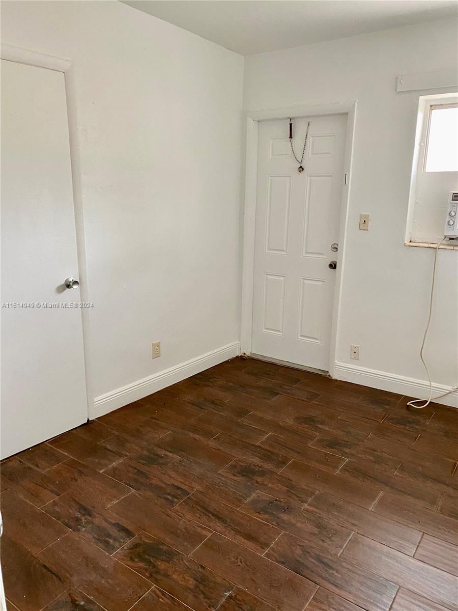 Collier City - Residential Income