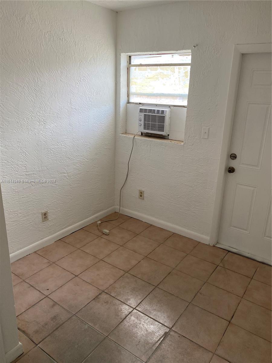 Collier City - Residential Income