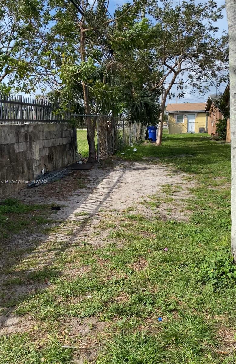 Collier City - Residential Income