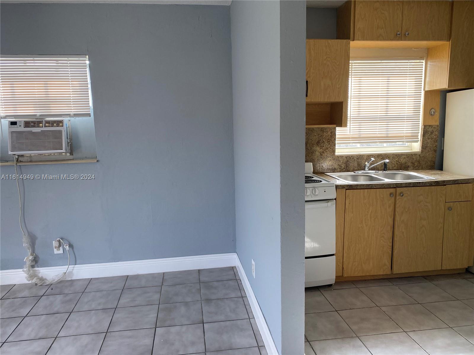 Collier City - Residential Income