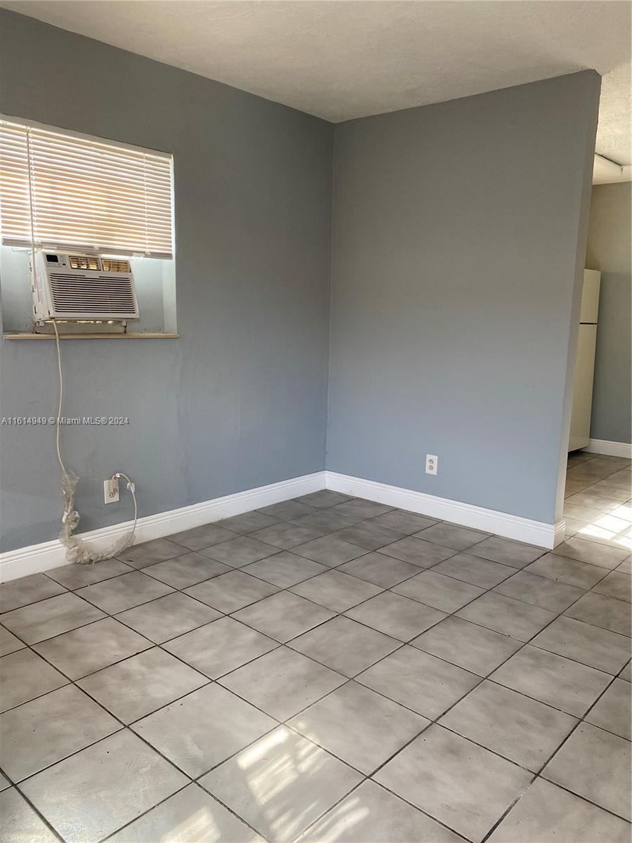 Collier City - Residential Income