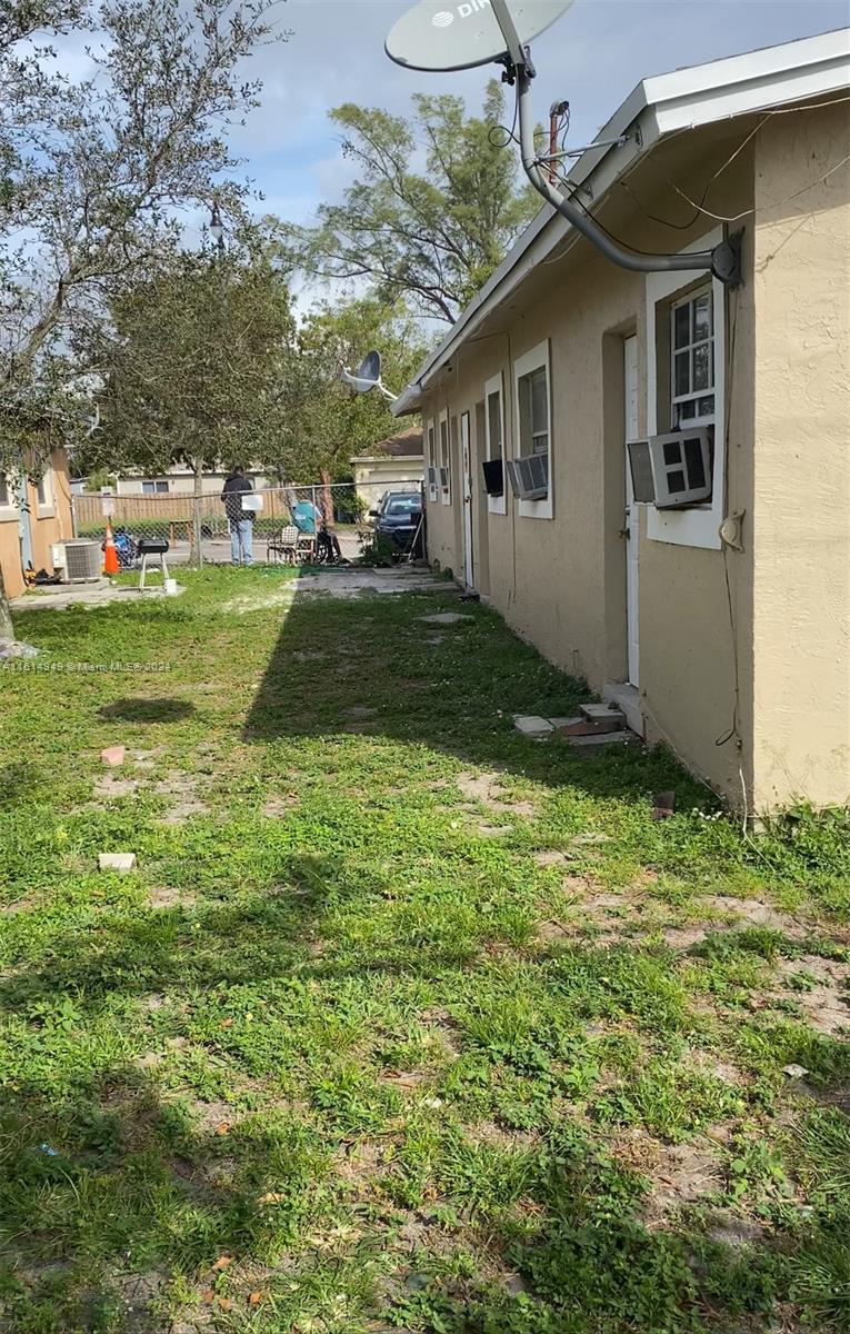 Collier City - Residential Income