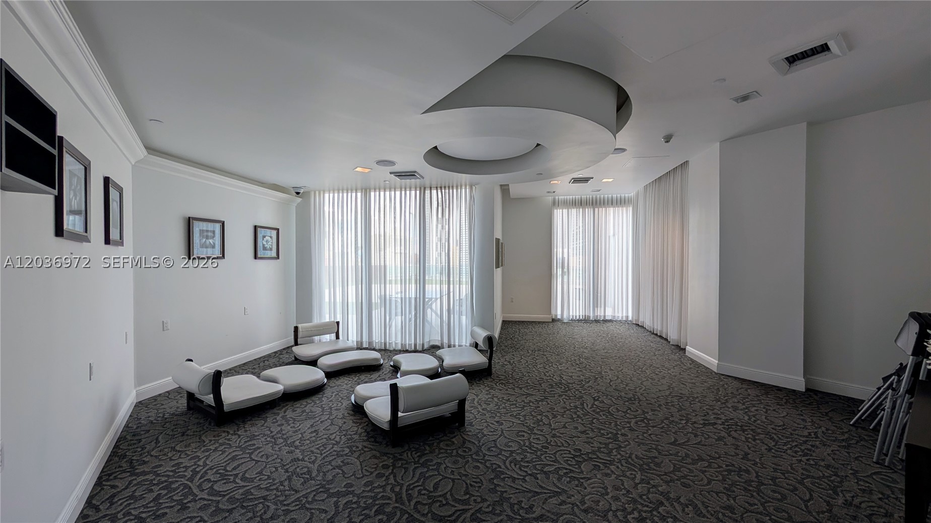 WIND CONDO - Residential Lease