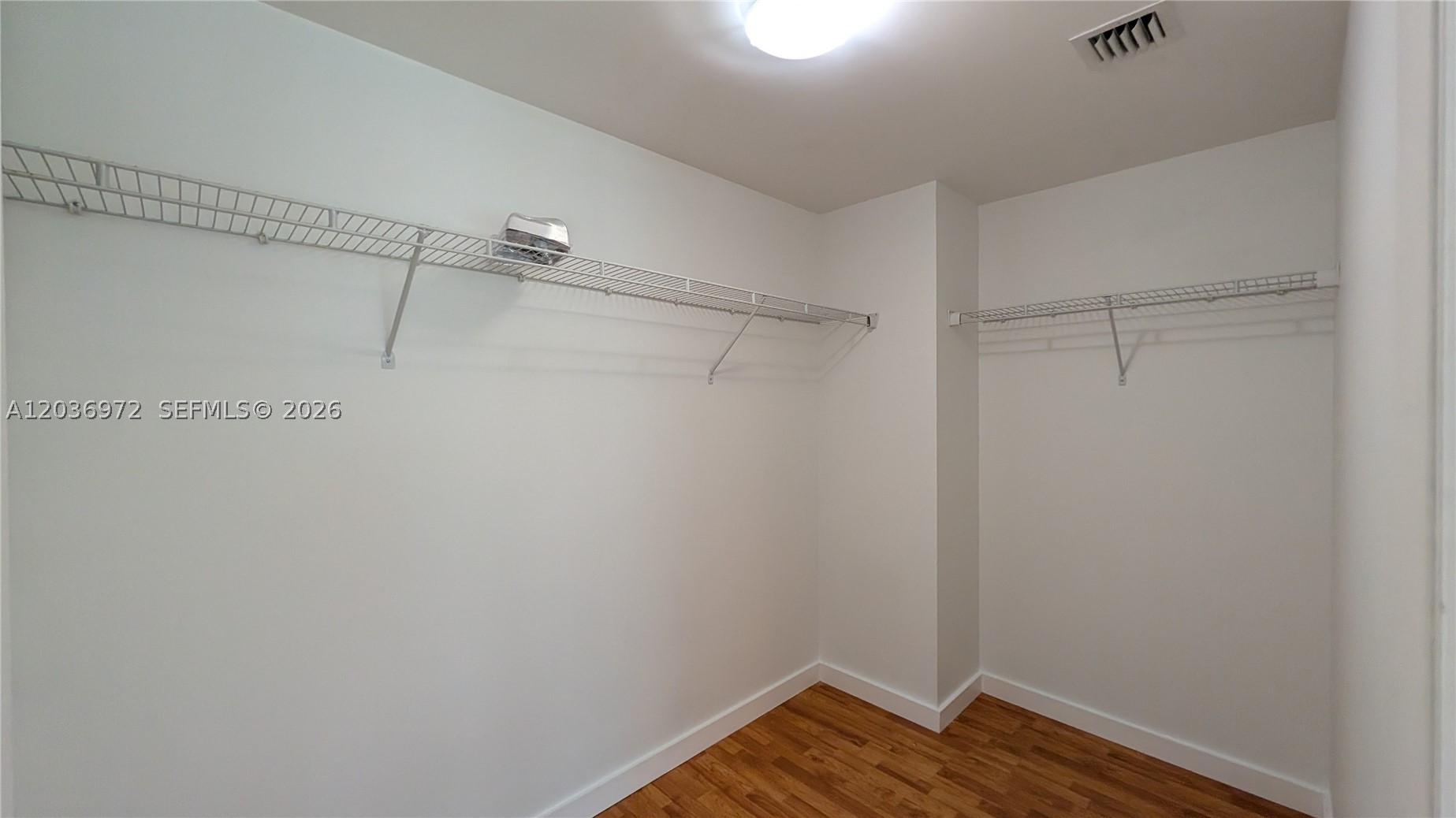 WIND CONDO - Residential Lease