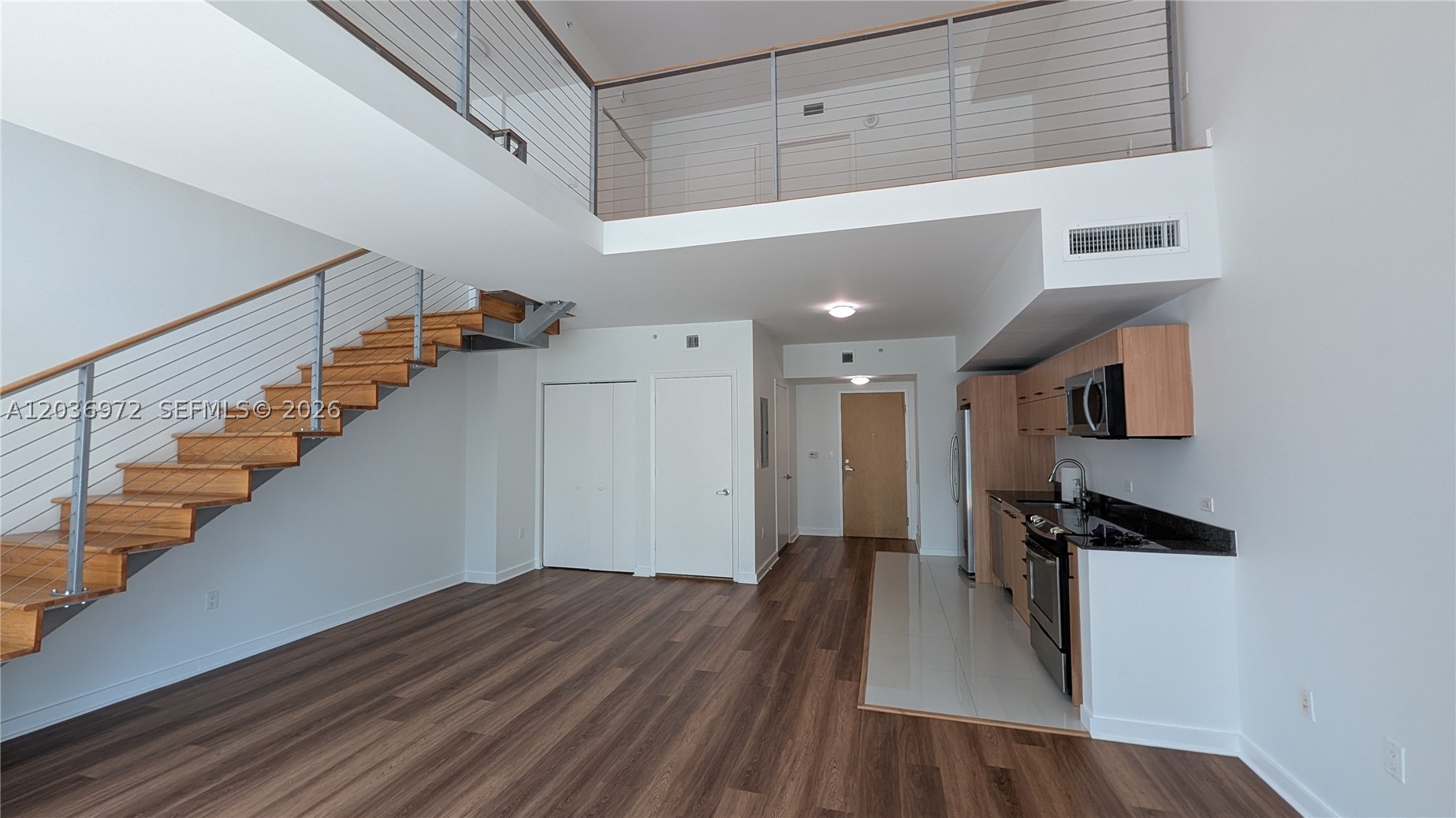 WIND CONDO - Residential Lease