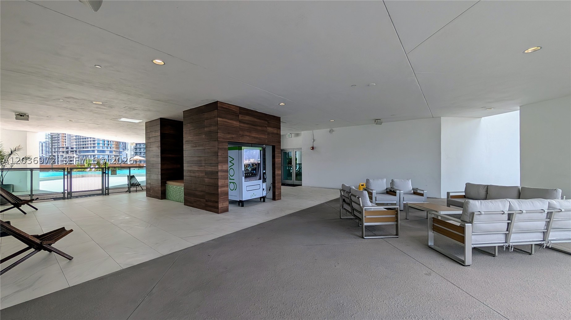 WIND CONDO - Residential Lease